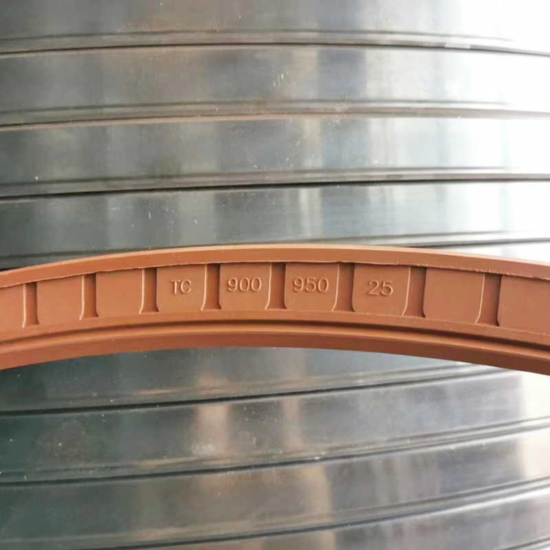 900*950*25 TC Oil Seal in NBR FKM Rubber Perfect for Sealing Applications